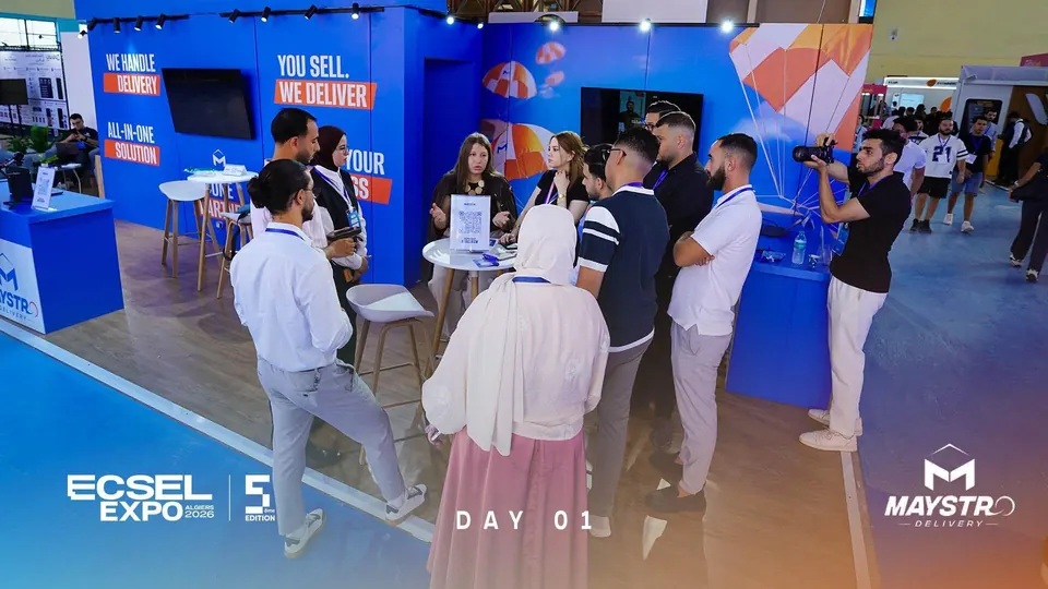 Field discussion with exhibitors at the ECSEL Expo 2026 logistics stand